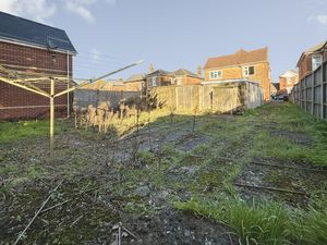 Photo 8- click for photo gallery